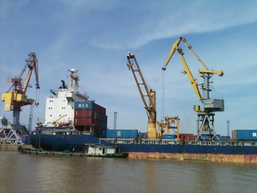 Вьетнам стремится достичь увеличения объема экспорта на 5% к 2021 году  - ảnh 1