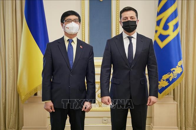 Presiden Ukraina Terkesan dengan Semua Prestasi Vietnam - ảnh 1