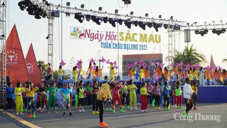 Provinsi Quang Ninh Mengadakan Lebih dari  100 Event untuk Mendongkrak Pariwisata 2021 - ảnh 1