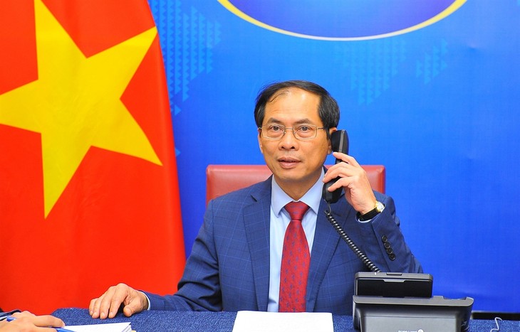 Vietnam dan Republik Korea Perkuat Kerja Sama Diplomatik - ảnh 1