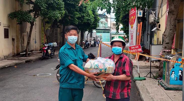 Kota Ho Chi Minh Gelar Paket Bantuan Pemerintah Senilai 26 Triliun VND - ảnh 1