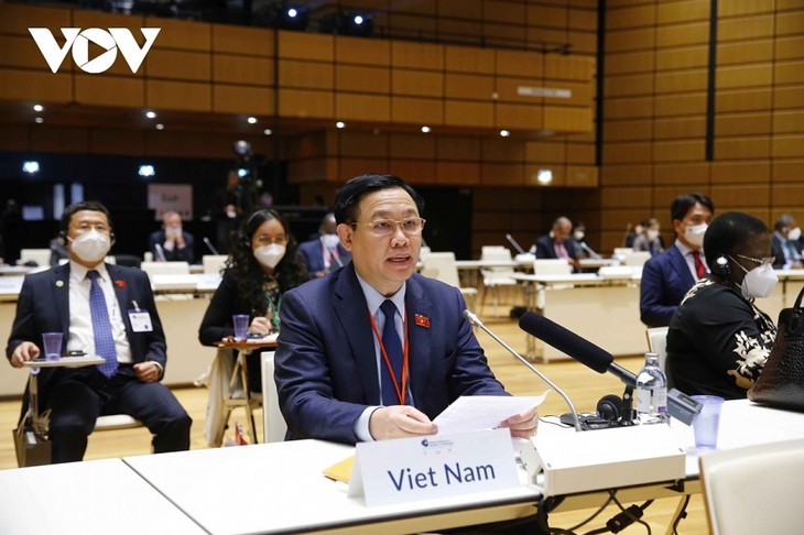 MN Vietnam Perkuat Kegiatan Hubungan Luar Negeri  Multilateral dan Bilateral - ảnh 1