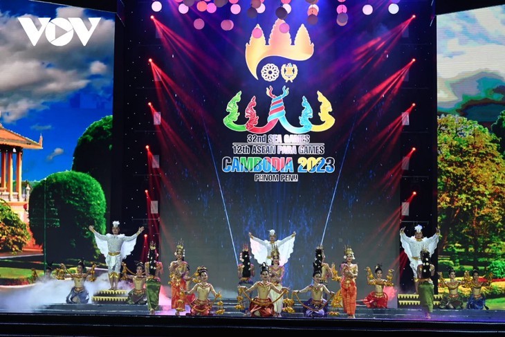 Upacara Penutupan SEA Games 31: Berkumpul untuk Bersinar - ảnh 12