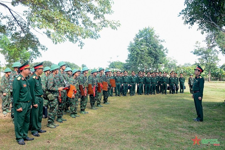 Tentara Rakyat Vietnam Tingkatkan Kekuatan Tempur dan Keteguhan Politik untuk Membela Tanah Air  - ảnh 1