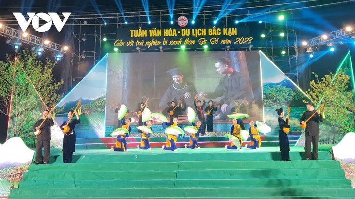 Pembukaan Pekan Raya Kebudayaan-Pariwisata Bac Kan 2023 - ảnh 1