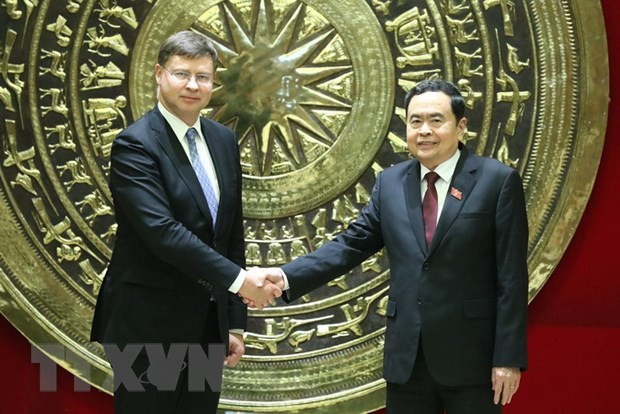 Wakil Harian Ketua MN Vietnam, Tran Thanh Man Terima Wakil Presiden Komisi Eropa, Valdis Dombrovski - ảnh 1