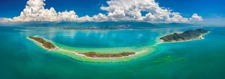 Pulau-Pulau yang Tidak Bisa Dilewatkan pada Liburan Musim Panas 2024 - ảnh 12