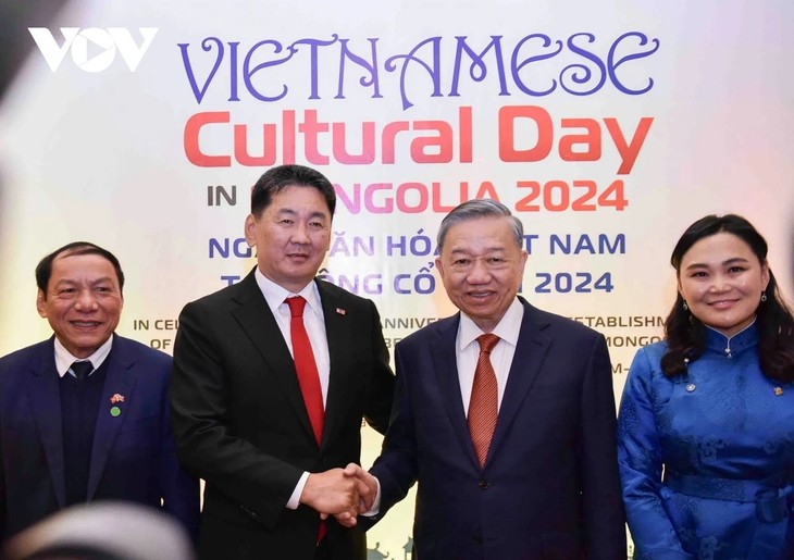 Pembukaan Hari Kebudayaan Vietnam di Mongolia Tahun 2024 - ảnh 1