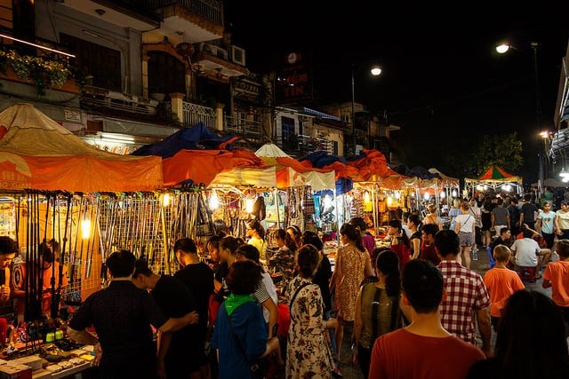 Perkenalkan Pasar Malam di Vietnam - ảnh 1