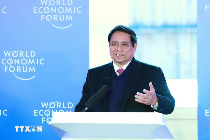 PM Pham Minh Chinh Hadiri Sesi Dialog Strategis Nasional Vietnam-WEF - ảnh 1