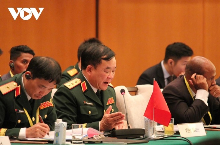 Vietnam Menghadiri Konferensi ke-14 Deputi Menhan ASEAN-Jepang - ảnh 1
