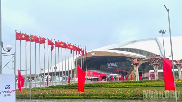 Perkenalkan Pusat Pameran Nasional Dong Anh - ảnh 2