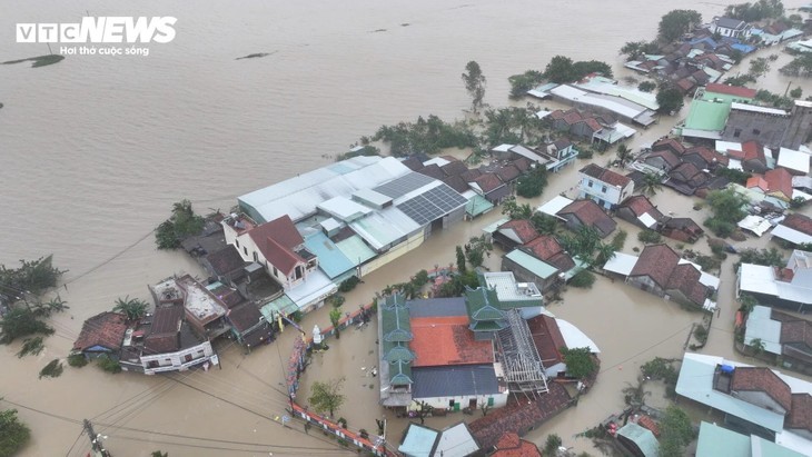 Hujan dan Banjir di Daerah Trung Bo Selatan  - ảnh 12