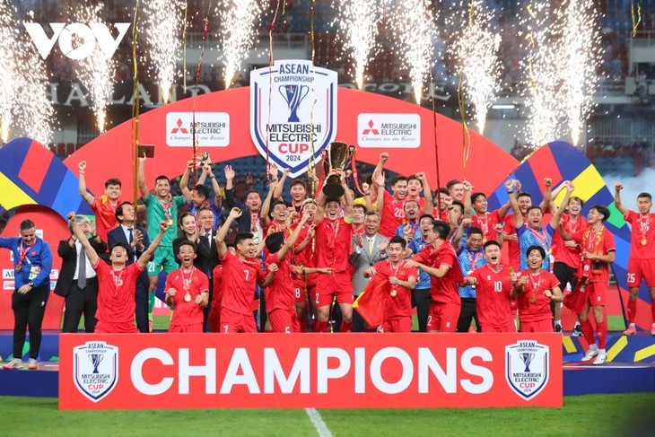 Perasaan Hadirin pada Upacara Penyampaian Penghargaan Lomba Mencari Tahu tentang Hubungan Persahabatan Vietnam-Indonesia - ảnh 1