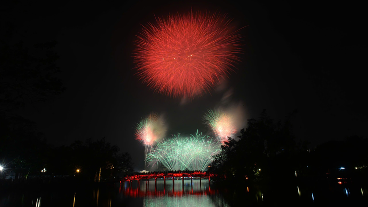 Suasana Perayaan Hari Raya Tet di Vietnam - ảnh 1