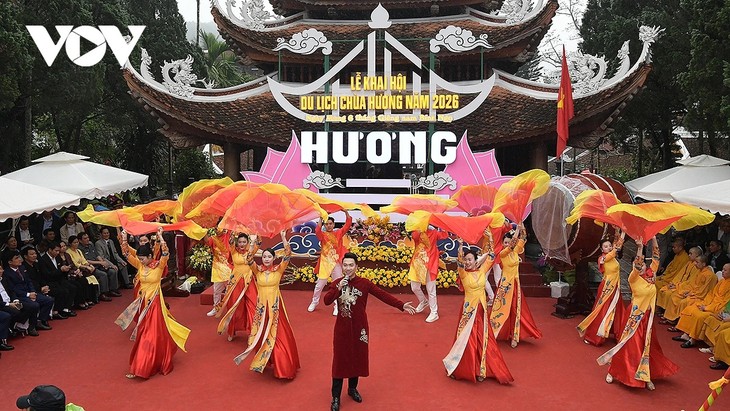 Perkernalan tentang Festival-Festival Awal Tahun Baru Imleks serta Cap Go Meh - ảnh 2