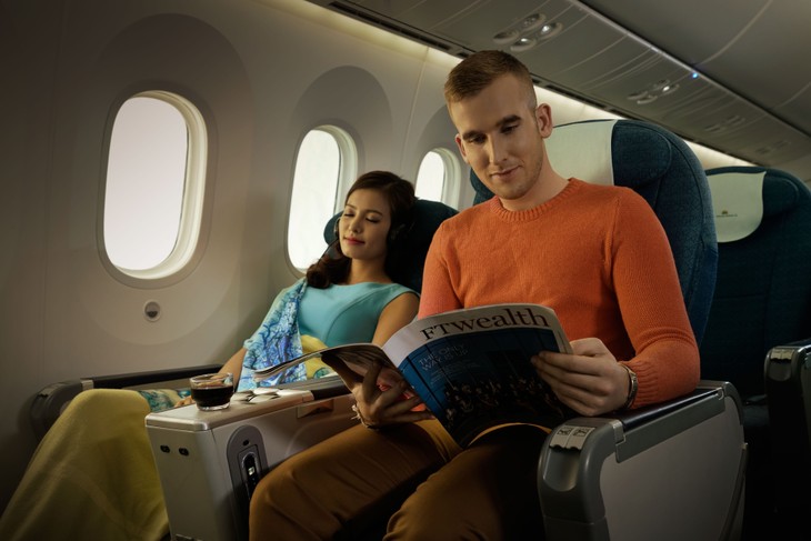 Vietnam Airlines inaugurates premium economy seats for Japan routes - ảnh 2