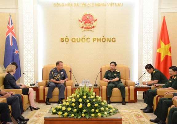 Vietnam, New Zealand step up defence ties - ảnh 1