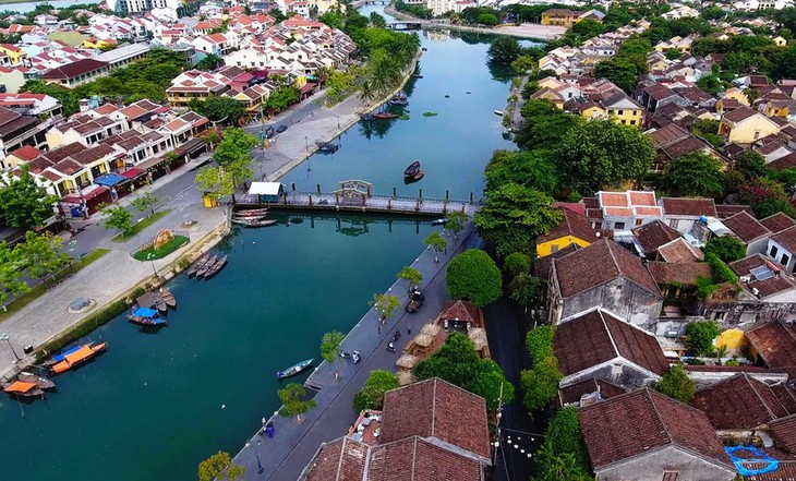 Hoi An people unite to battle coronavirus  - ảnh 1