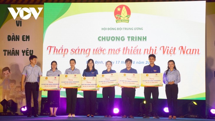 Children’s Central Organization helps disadvantaged people  - ảnh 1