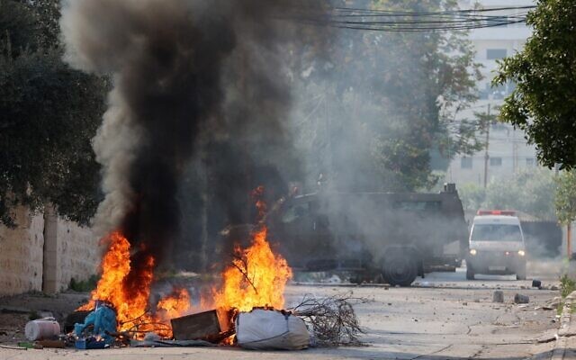 9 Palestinians killed as gunmen clash with IDF soldiers in Jenin - ảnh 1