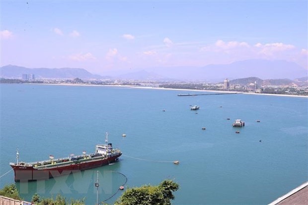 Symposium discusses solutions for marine economy’s sustainable development  - ảnh 1