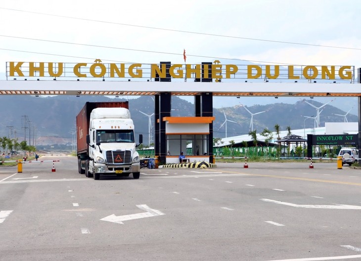 Specialized working group established to support investors in Van Phong Economic Zone - ảnh 1