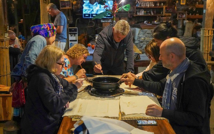 Returning to the Village: Where travel becomes memory - ảnh 3