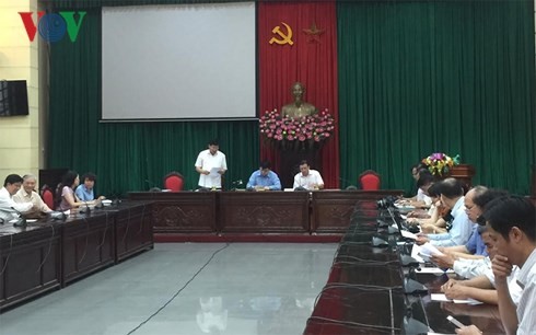 Kota Hanoi menyediakan dana lebih dari 100 miliar VND untuk menyapa dan memberi bingkisan kepada orang yang berjasa kepada revolusi - ảnh 1