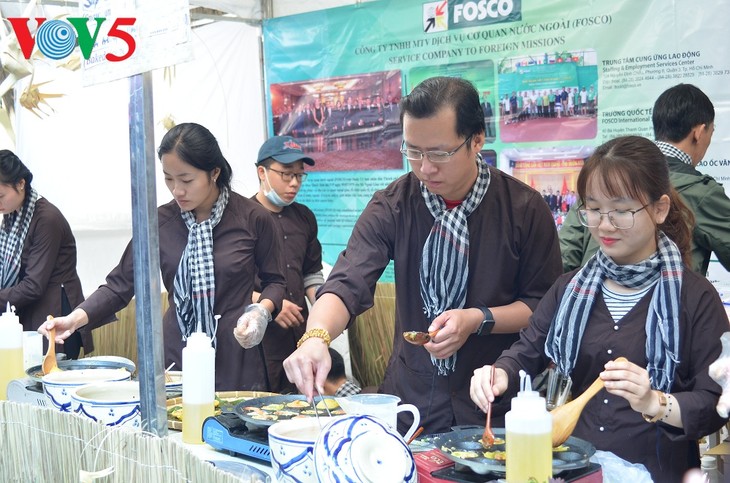 Kuliner Indonesia Menyerap Para Pengunjung di Festival Kuliner Internasional Ketujuh  - ảnh 8