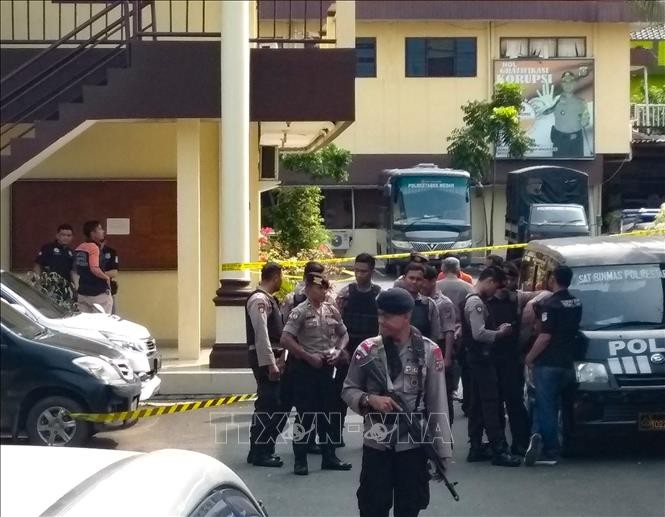 Indonesi menyabot intrik serangan  dengan bom terhadap Masjid Islam - ảnh 1