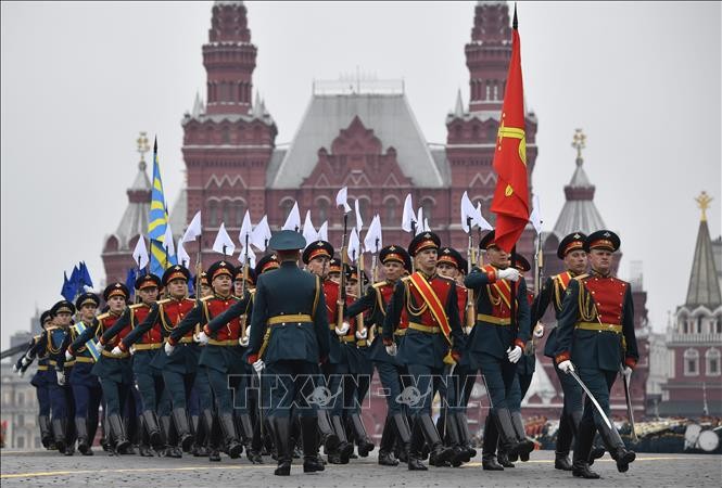 Federasi Rusia mengadakan serentetan kegiatan yang bermakna sehubungan dengan Hari Kemenangan atas Fasisme (9/5) - ảnh 1