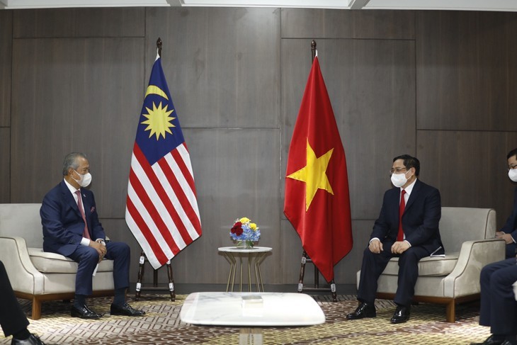 PM Vietnam, Pham Minh Chinh Lakukan Pertemuan Bilateral Dengan PM Kamboja, PM Malaysia, dan PM Singapura - ảnh 2