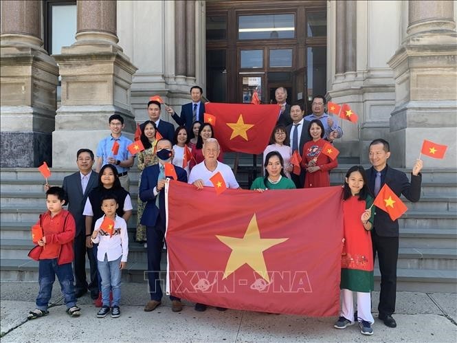 Upacara Bendera Vietnam Sehubungan dengan Hari Nasional Pertama Kalinya  Diadakan di Kota Jersey, AS - ảnh 1