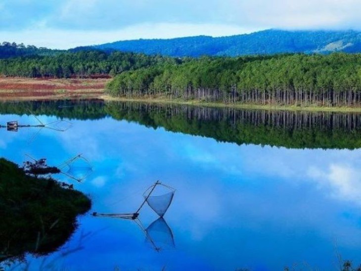 Keindahan Danau Tuyen Lam, Kota Da Lat - ảnh 2