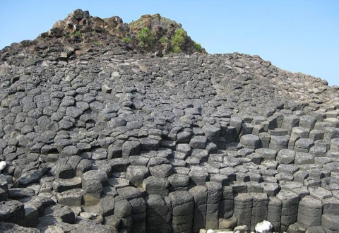 Da Dia-Stromschnelle in Phu Yen – ein Meisterwerk der Natur - ảnh 1