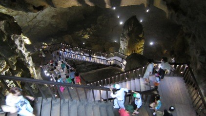 Die Schönheit der Thien Duong-Höhle - ảnh 1