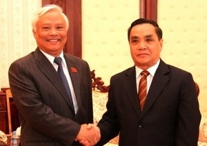 Vize-Parlamentspräsident besucht Laos - ảnh 1