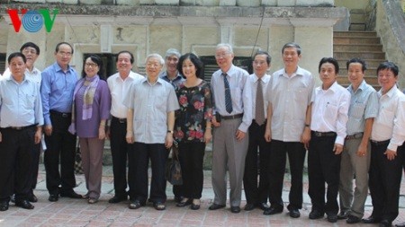 Das Engagement der Künstler ist für den Aufbau des Landes notwendig - ảnh 1