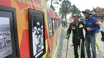 Feierlichkeiten zum 60. Jahrestag des Sieges Dien Bien Phu - ảnh 1