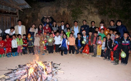 Solidarität des Volkes bringt den Frühlingseinzug ins Land - ảnh 3