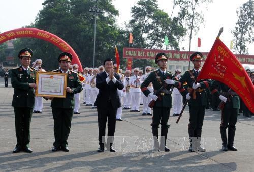 Staatspräsident Truong Tan Sang nimmt an der Feier zum 70. Gründungstag der Heeresakademie 1 teil - ảnh 1
