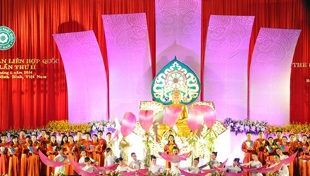 Vesak-Fest 2014 wird in die Liste von zehn buddhistischen Weltrekorden aufgenommen - ảnh 1