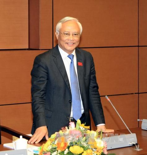 Vize-Parlamentspräsident Uong Chu Luu trifft ehemalige Abgeordnete der Provinz Binh Phuoc - ảnh 1