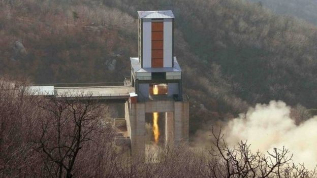 Nordkorea testet neuen Raketenantrieb - ảnh 1