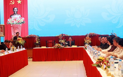 Gewerkschaften sollen die Rolle als Vertreter der Arbeitnehmer erfüllen - ảnh 1