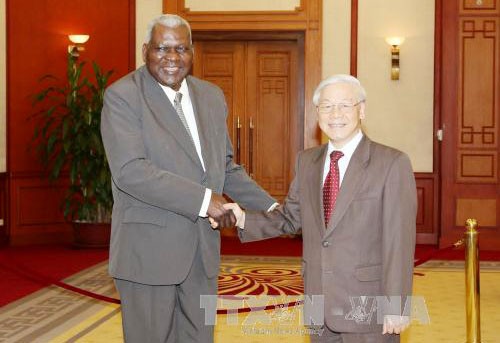 Bewahrung und Förderung der besonderen Freundschaft zwischen Vietnam und Kuba - ảnh 1