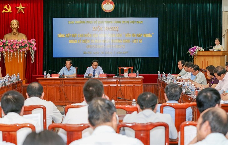 Die ganze Gesellschaft kümmert sich um die Menschen mit verdienstvoller Leistungen  - ảnh 1