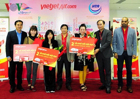 Die Provinzen begrüßen ausländische Touristen im Neujahr - ảnh 1