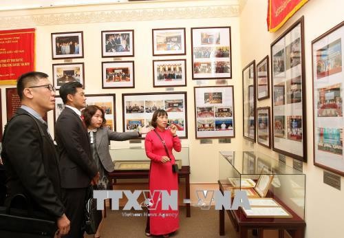 Förderung der Beziehungen zwischen Vietnam und Singapur - ảnh 1